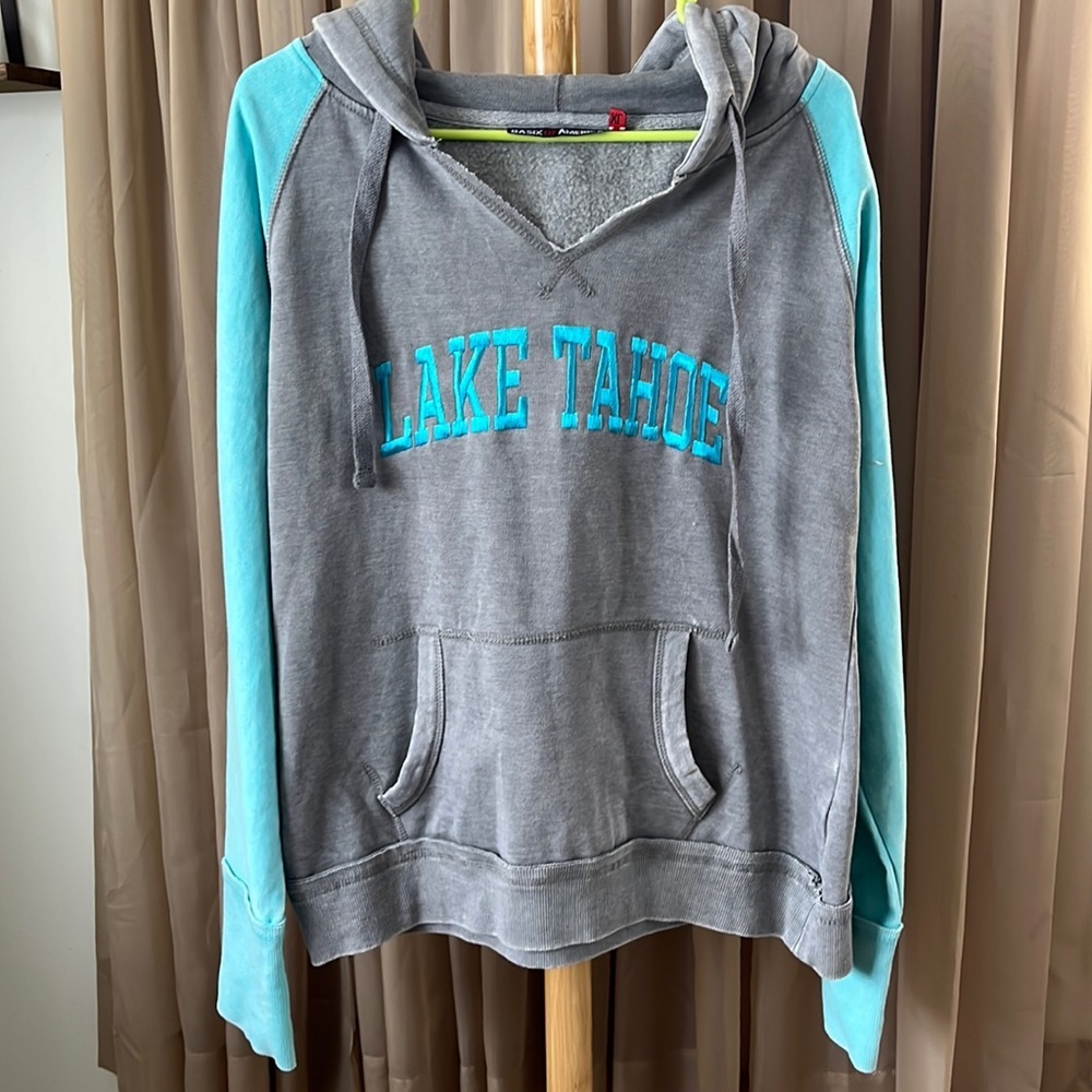 Lake Tahoe Hoodie. Women's XL. $20 new!​